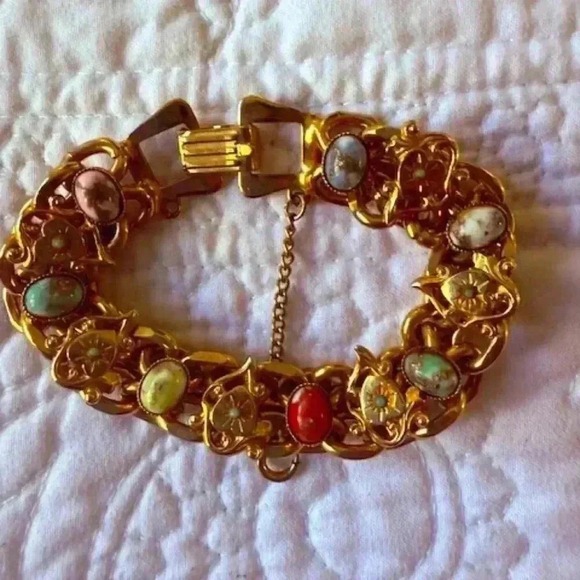 victorian chunky  renaissance revival golden hearts cab bracelet - Picture 1 of 5